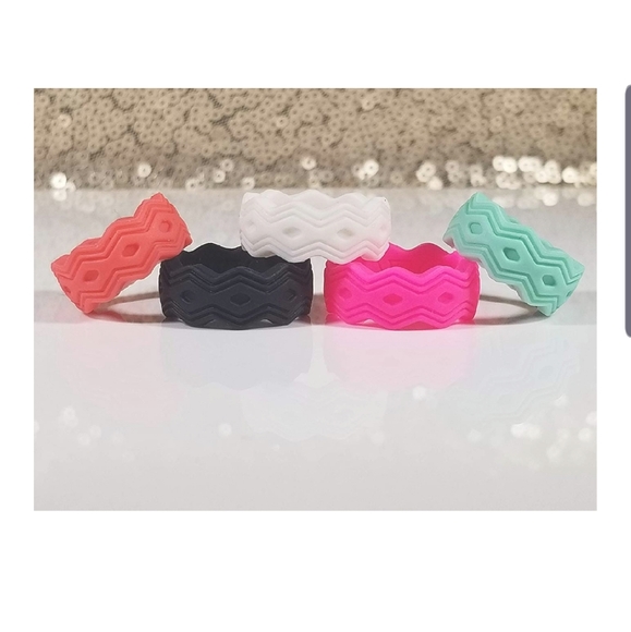 PINK WILLOW Jewelry Silicone Fitness Rings Poshmark